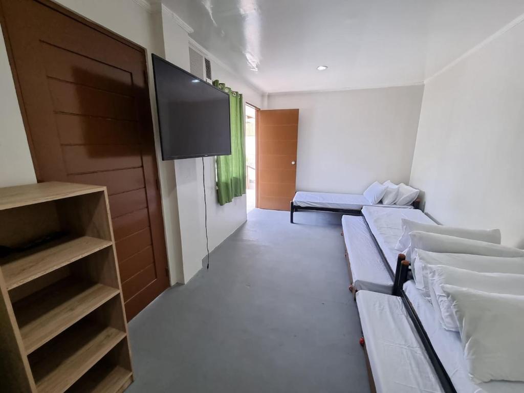 TV a/nebo společenská místnost v ubytování Casa Victoria, Private Pool, Los Banos