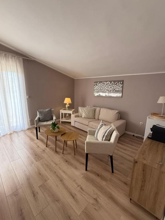 Gallery image of Apartment Francos in Primošten