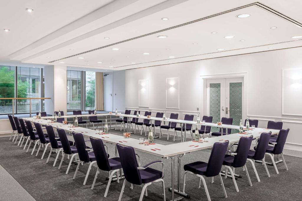 NH Collection Köln Mediapark - Resim 14