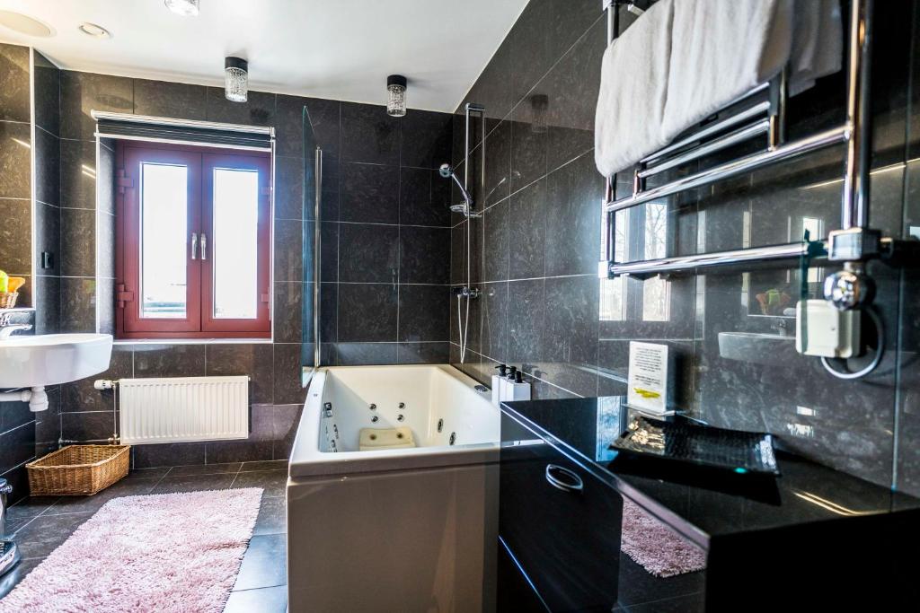 Koupelna v ubytování Scandic Stora Hotellet