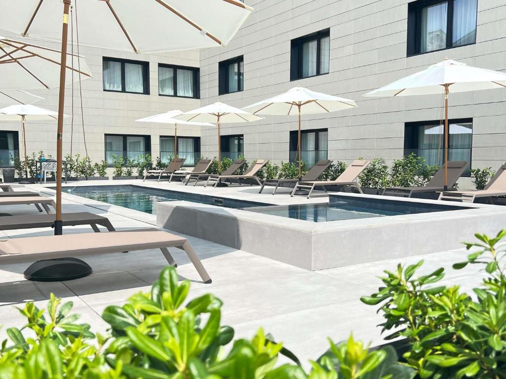 Bazén v ubytování Novotel Parma Centro nebo v jeho okolí