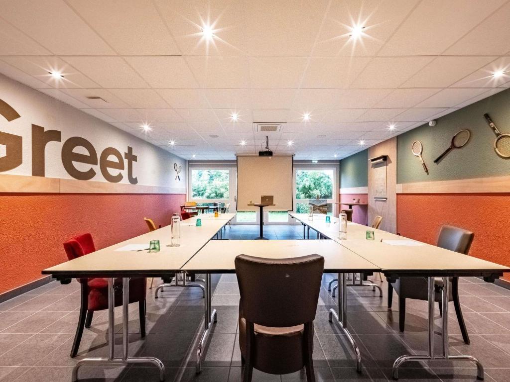 Konferenční prostory v ubytování greet Hotel Massieux Lyon Nord