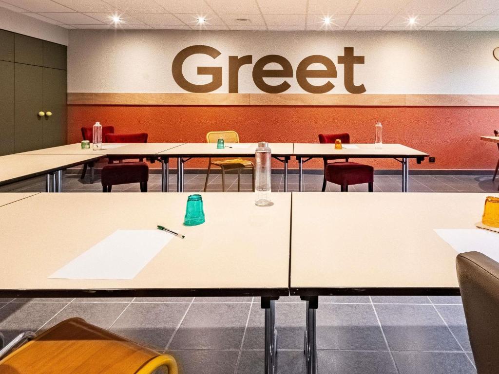 Konferenční prostory v ubytování greet Hotel Massieux Lyon Nord