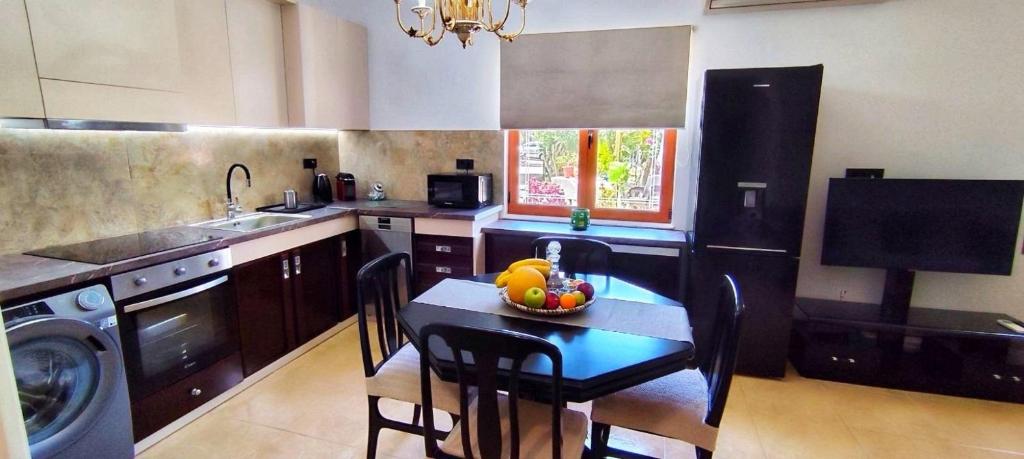 Kuchyň nebo kuchyňský kout v ubytování La Casa di Teta by superhosthub