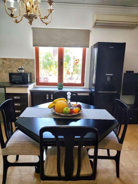 Kuchyň nebo kuchyňský kout v ubytování La Casa di Teta by superhosthub