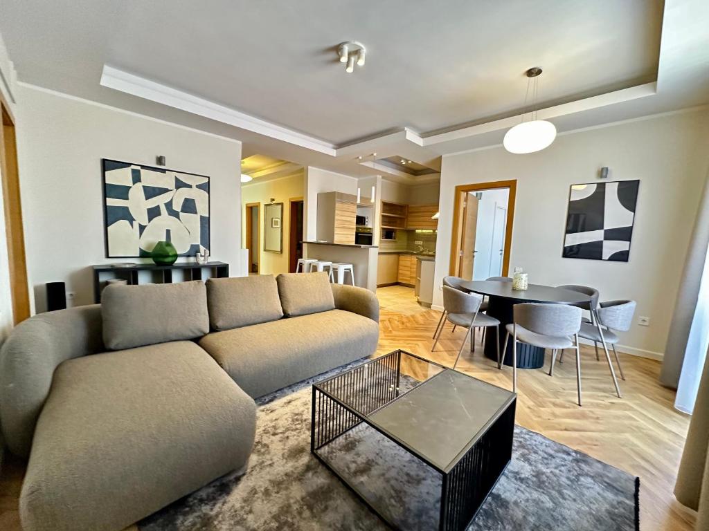 A seating area at ORANGEHOMES Fantastic 3 bedrooms apartment Dohány street