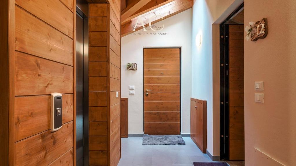 Fotografie z fotogalerie ubytování Woodpecker's Chalet v destinaci Temu