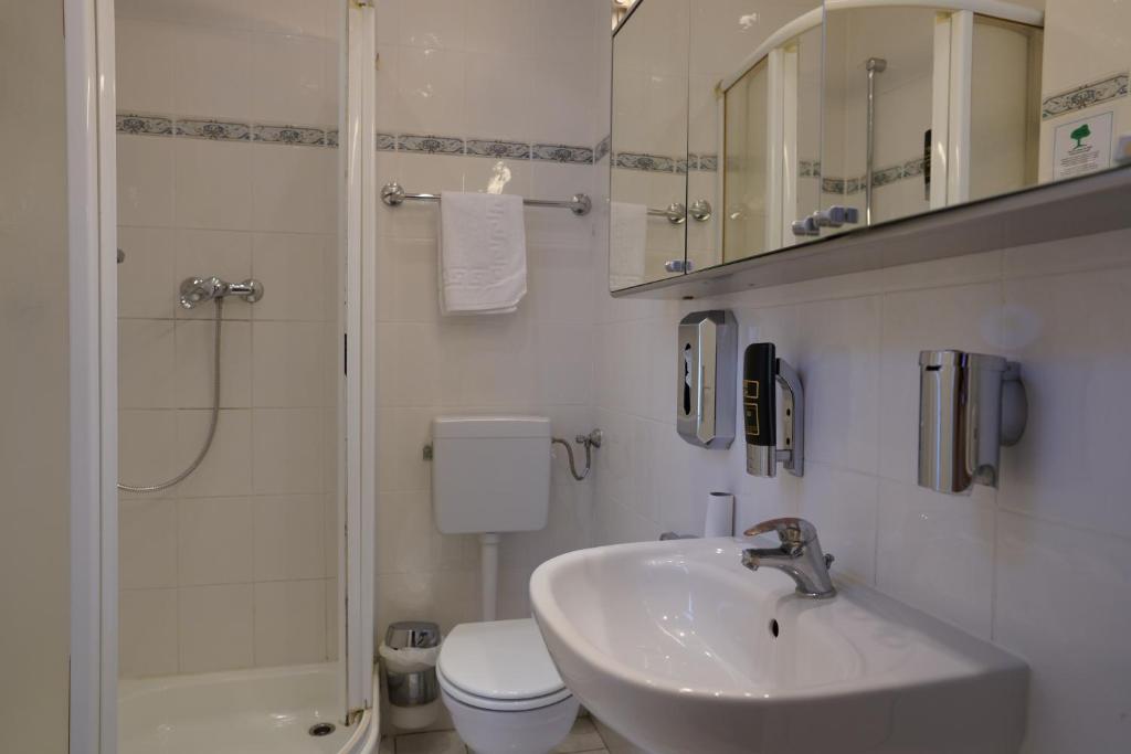 Koupelna v ubytování Hotel Xantener Eck
