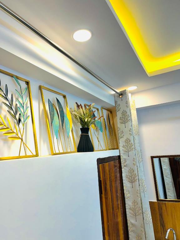 Зображення з фотогалереї помешкання Luxury 1 RK in New Delhi у Нью-Делі
