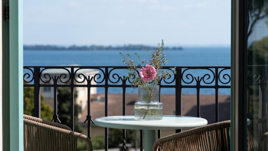 Balkón nebo terasa v ubytování Gardone Palace Hotel