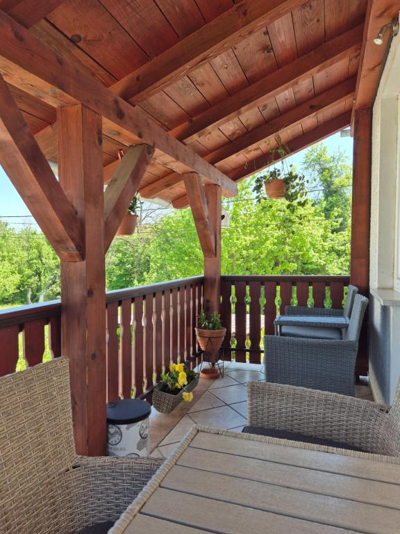Balkón nebo terasa v ubytování Rooms Garden