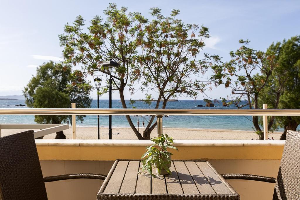 Neachora Beachfront Suites - Resim 19