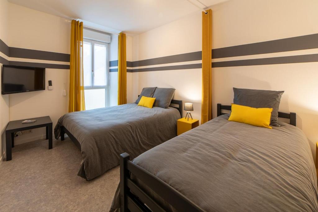 Photo de la galerie de l'établissement Appartement proche gare et prefecture, à Laval