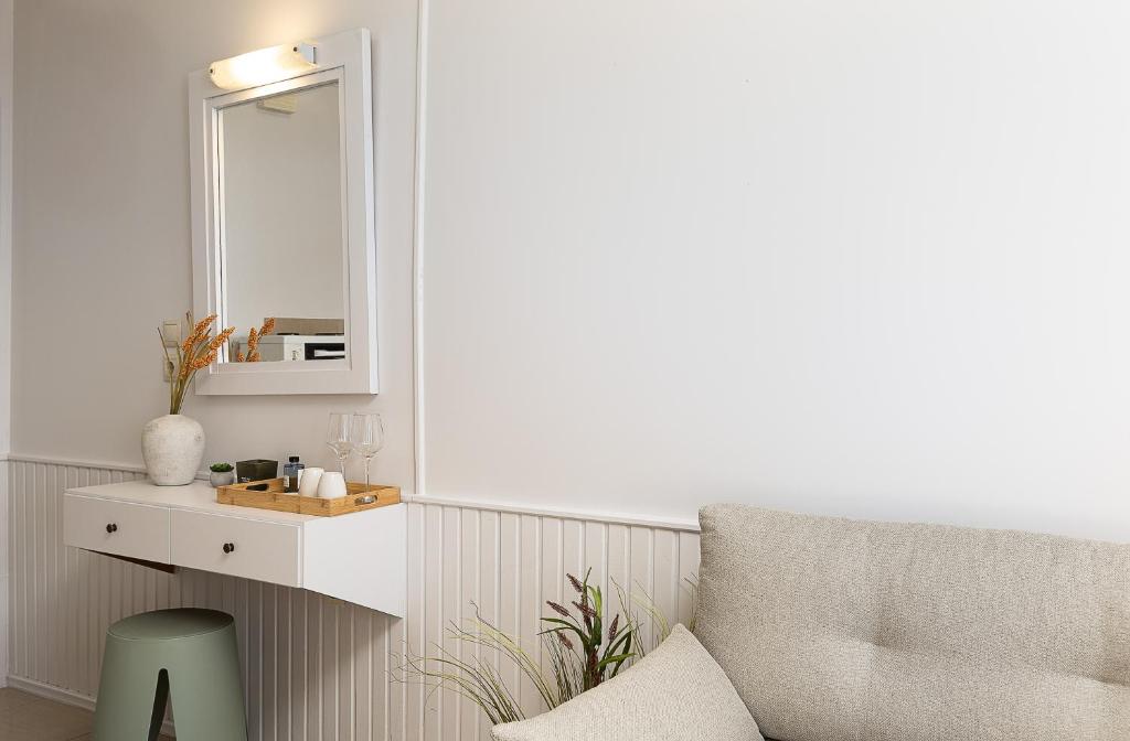 Neachora Beachfront Suites - Resim 33