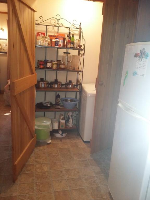 Bumblebee Cottage - Resim 18