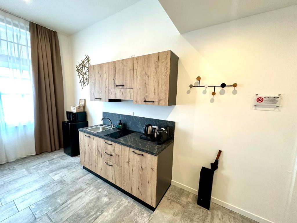 Living Lake Como-Rooms&Parking - 10