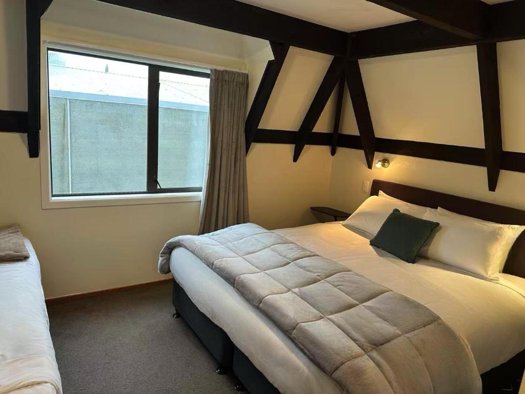 Castles Motel & Driftwood Motel - Resim 39