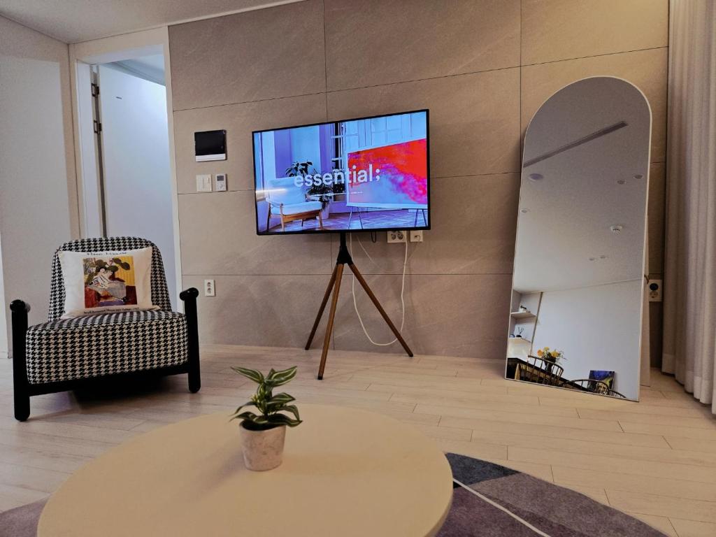 TV a/nebo společenská místnost v ubytování 가족모임 힐링공간