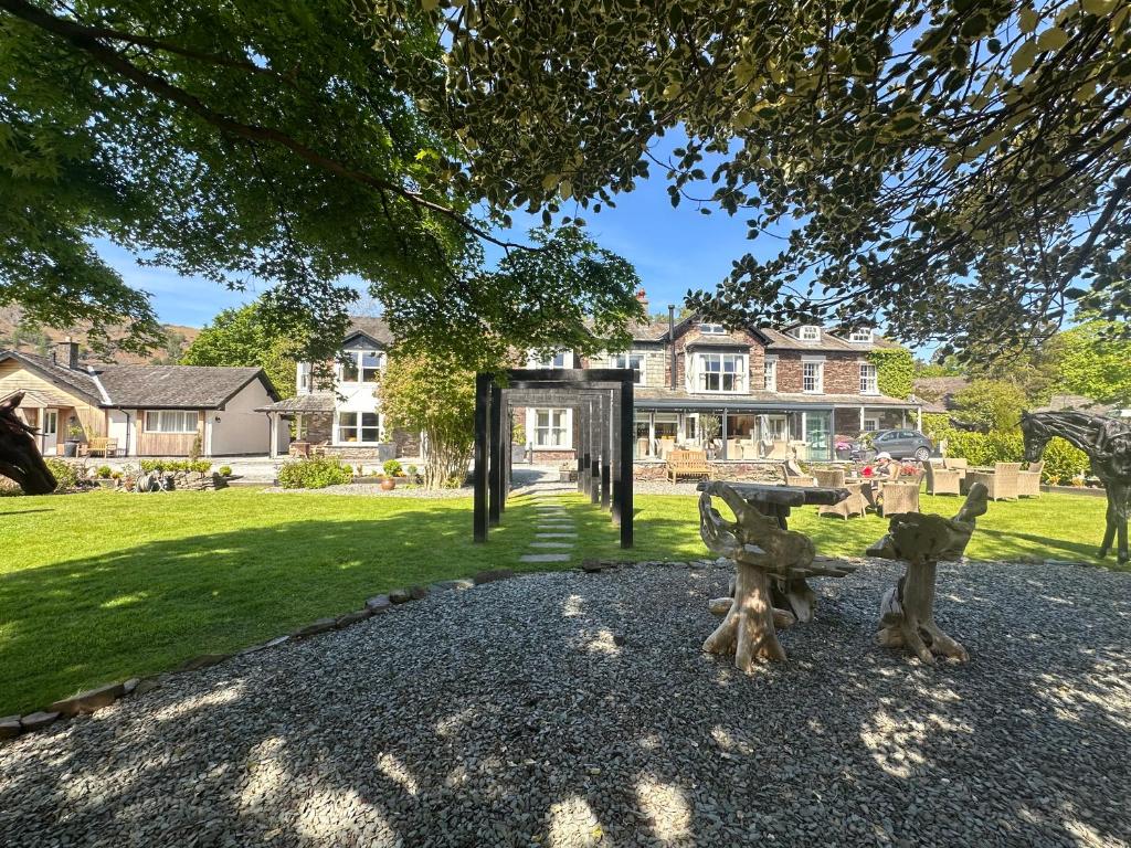Giardino di Bridge House Hotel & Silver Howe View Cottage