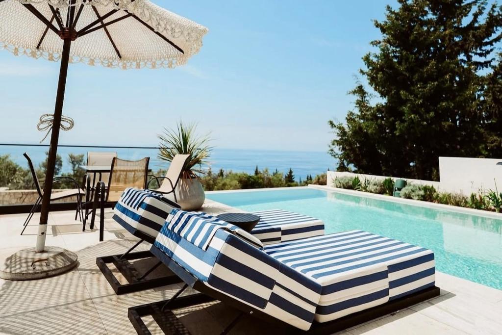 Luxury Villa Dhermi