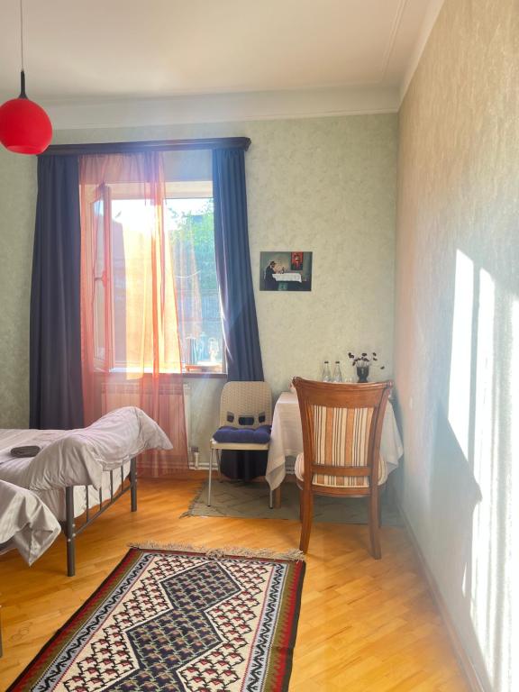 Postel nebo postele na pokoji v ubytování Noah's sunlight villa hostel
