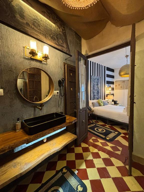 Hotel Life Gran Via - Tropical garden - Resim 29