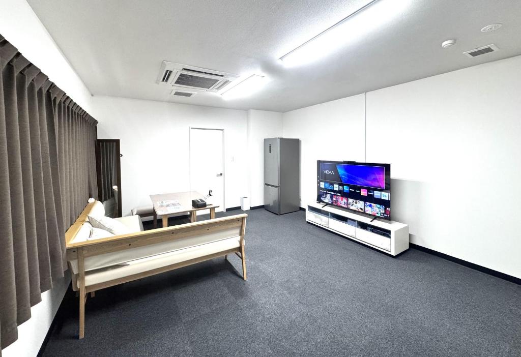 Apartment Hotel NAMBA KUROMONMAE
