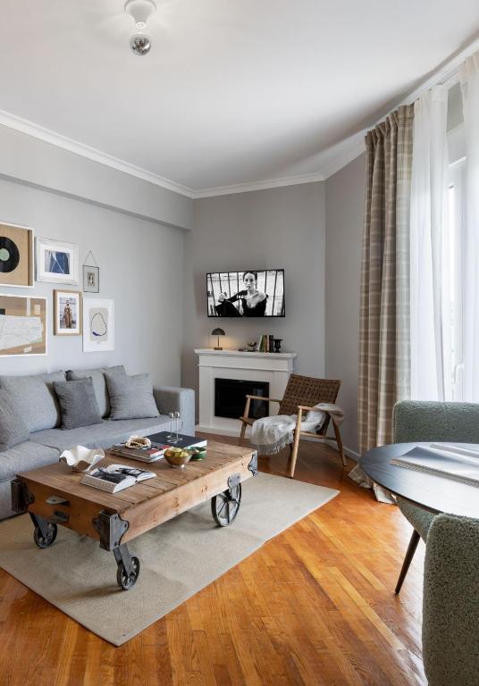 The Apartment 09