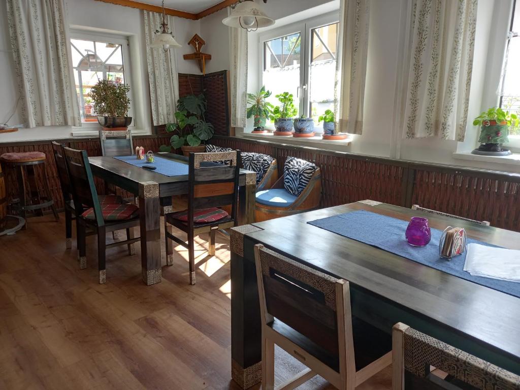 Posedenie v ubytovaní Gästehaus-Pension Familie Dwars