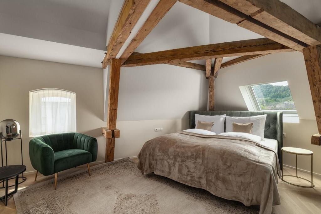 Postel nebo postele na pokoji v ubytování Boutique Hotel by Maier - contactless check-in