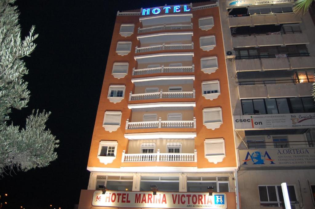 Budynek, w którym mieści się hotel
