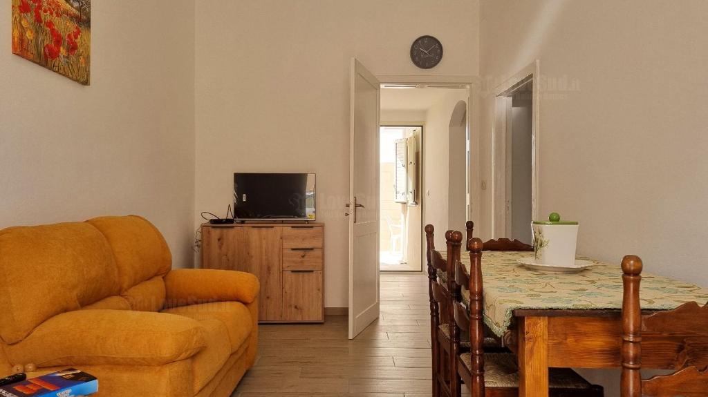 TV a/nebo společenská místnost v ubytování La Bonaccia by LoveSud