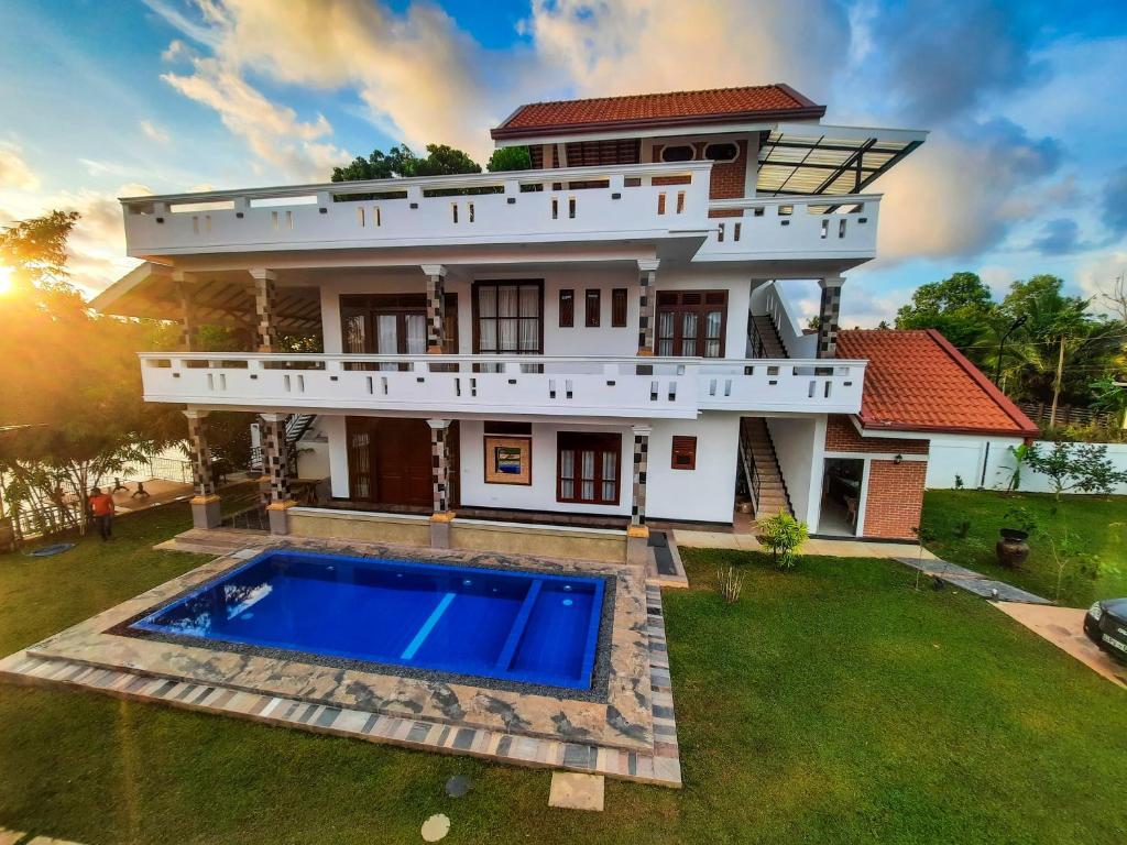 Bazén v ubytování Rivershore Villas nebo v jeho okolí