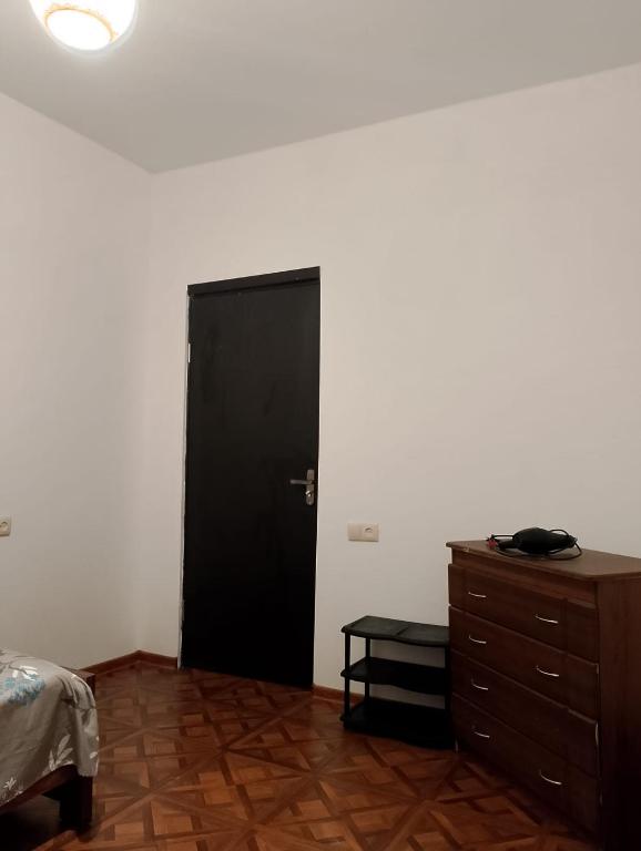 Postel nebo postele na pokoji v ubytování PANDA Family Hotel in Senaki
