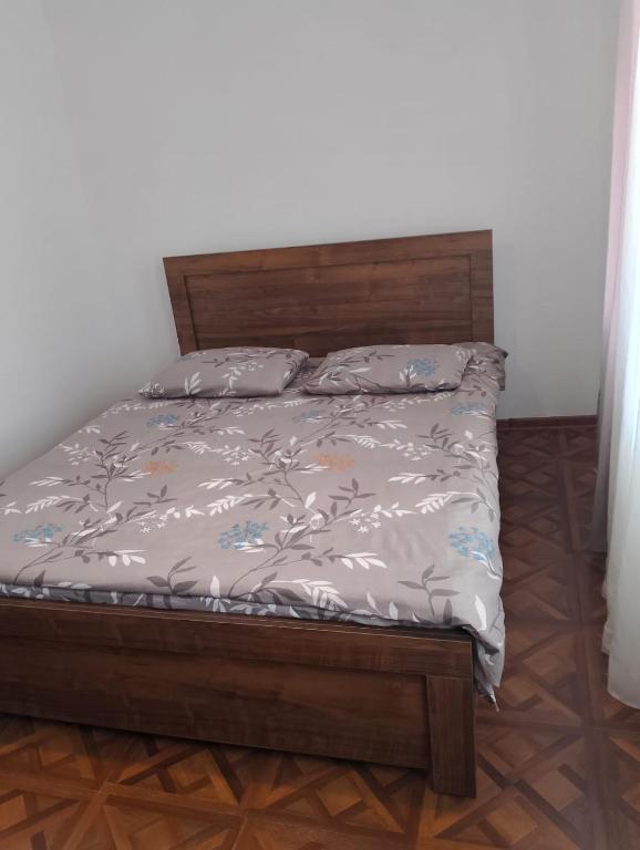 Postel nebo postele na pokoji v ubytování PANDA Family Hotel in Senaki