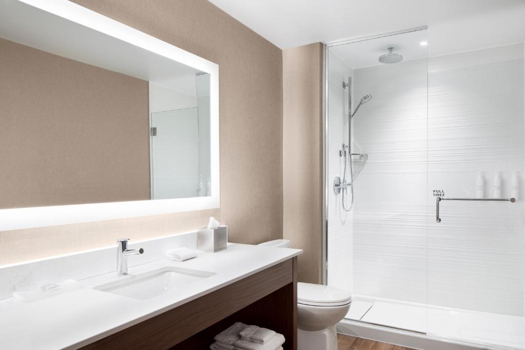 AC Hotel by Marriott Ottawa Downtown - Resim 3