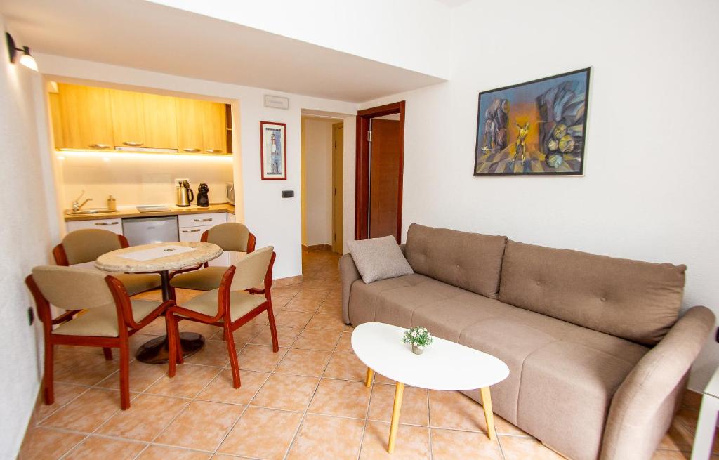 Posezení v ubytování Guest House Jedro