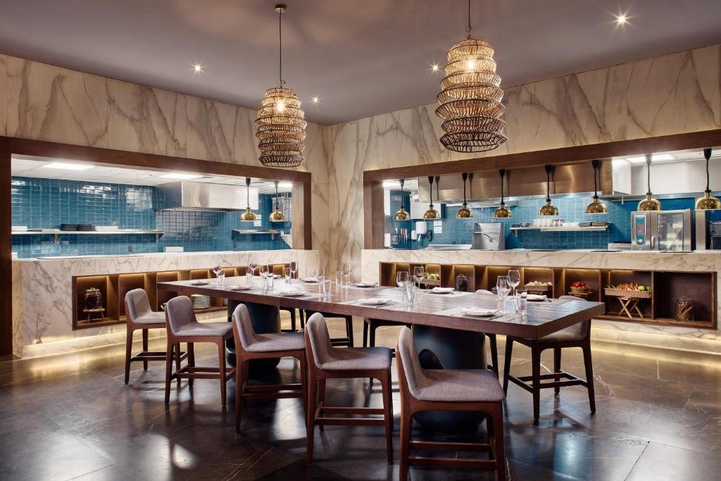 Kuchyň nebo kuchyňský kout v ubytování JW Marriott Hotel Guadalajara