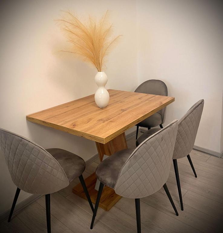 Foto dalla galleria di MIMIs Lakeside Apartment - NEWLY RENOVATED a Gmunden