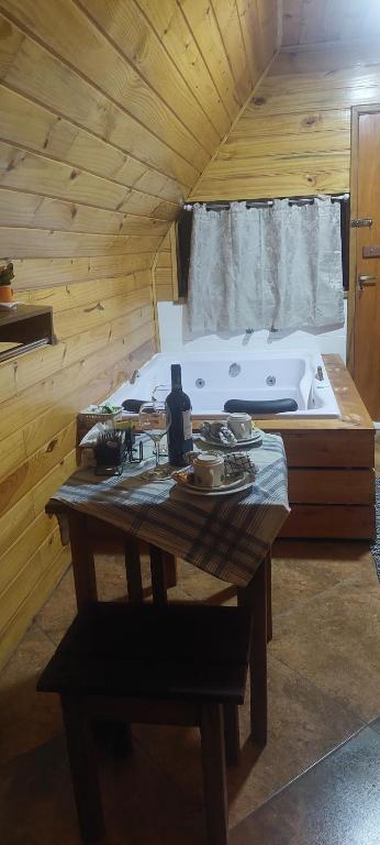 Postel nebo postele na pokoji v ubytování Chale com hidromassagem da Vick
