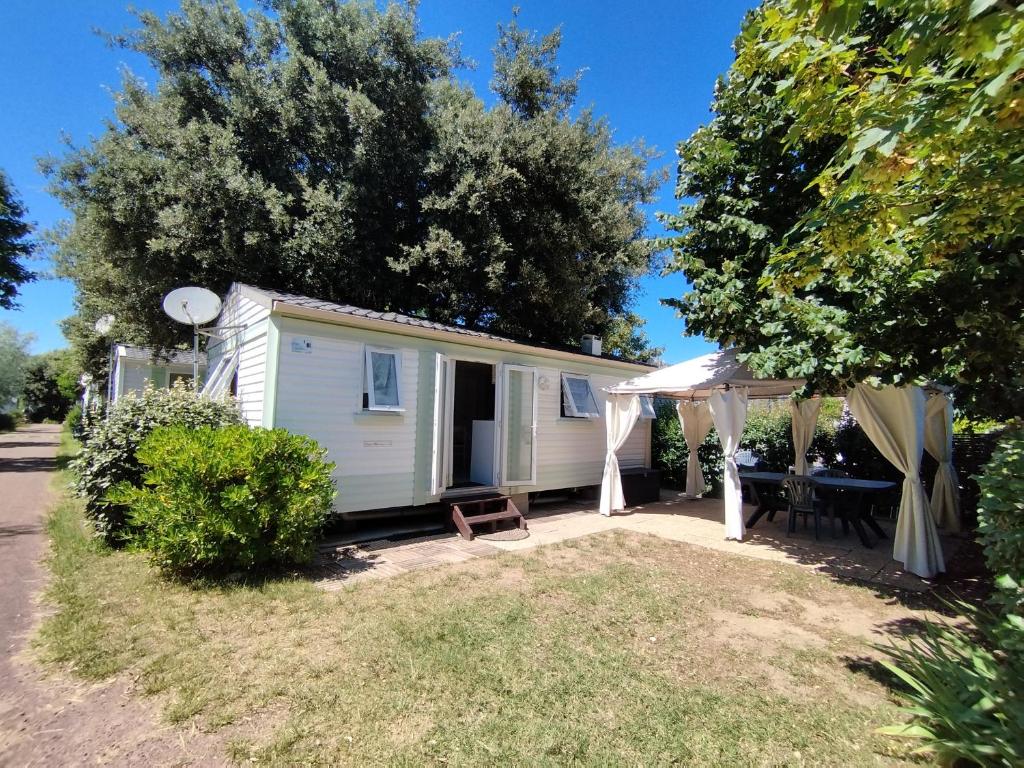 Photo de la galerie de l'établissement Location vacances - La Cotinière, 6 pers - FR-1-778-50, à Saint-Pierre-dʼOléron