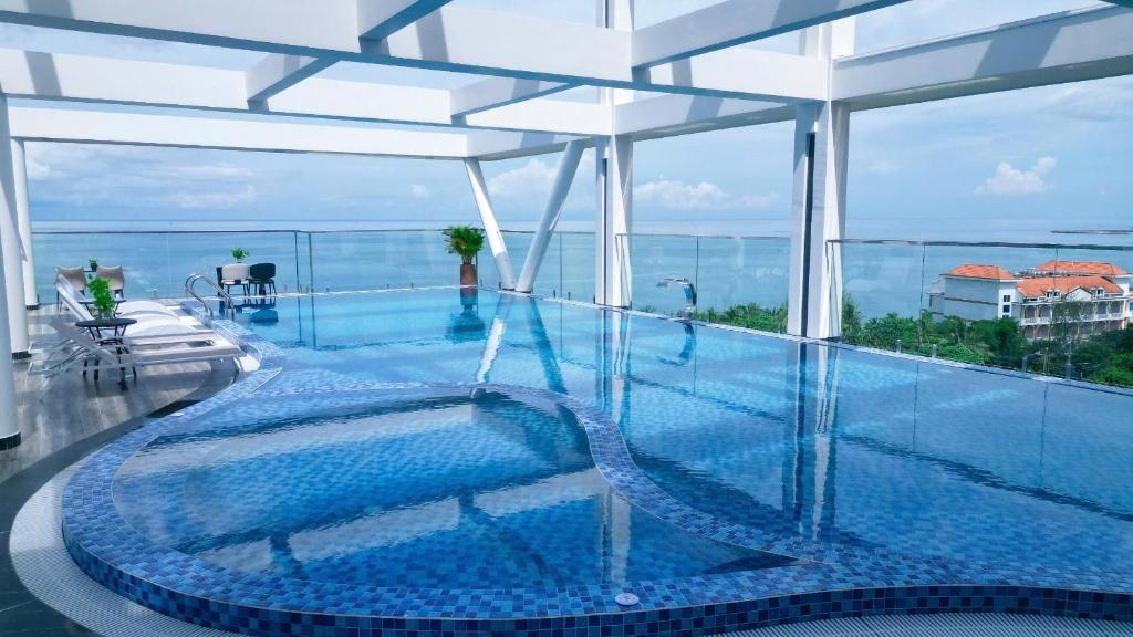 Suite Nhìn Ra Thành Phố