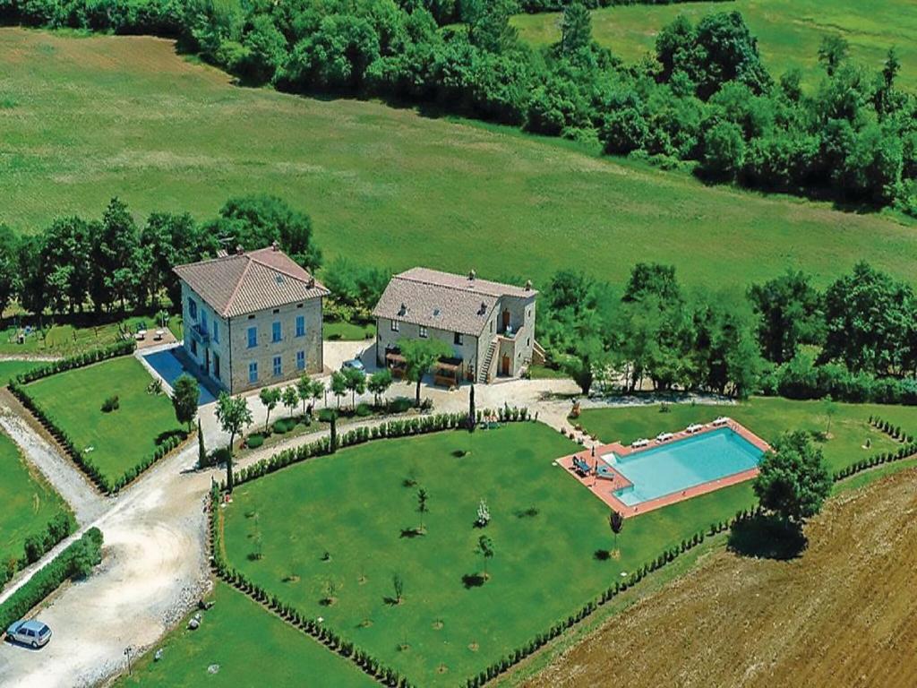 Kép Farmhouse near Siena with Scenic Views szállásáról Casole dʼElsában a galériában