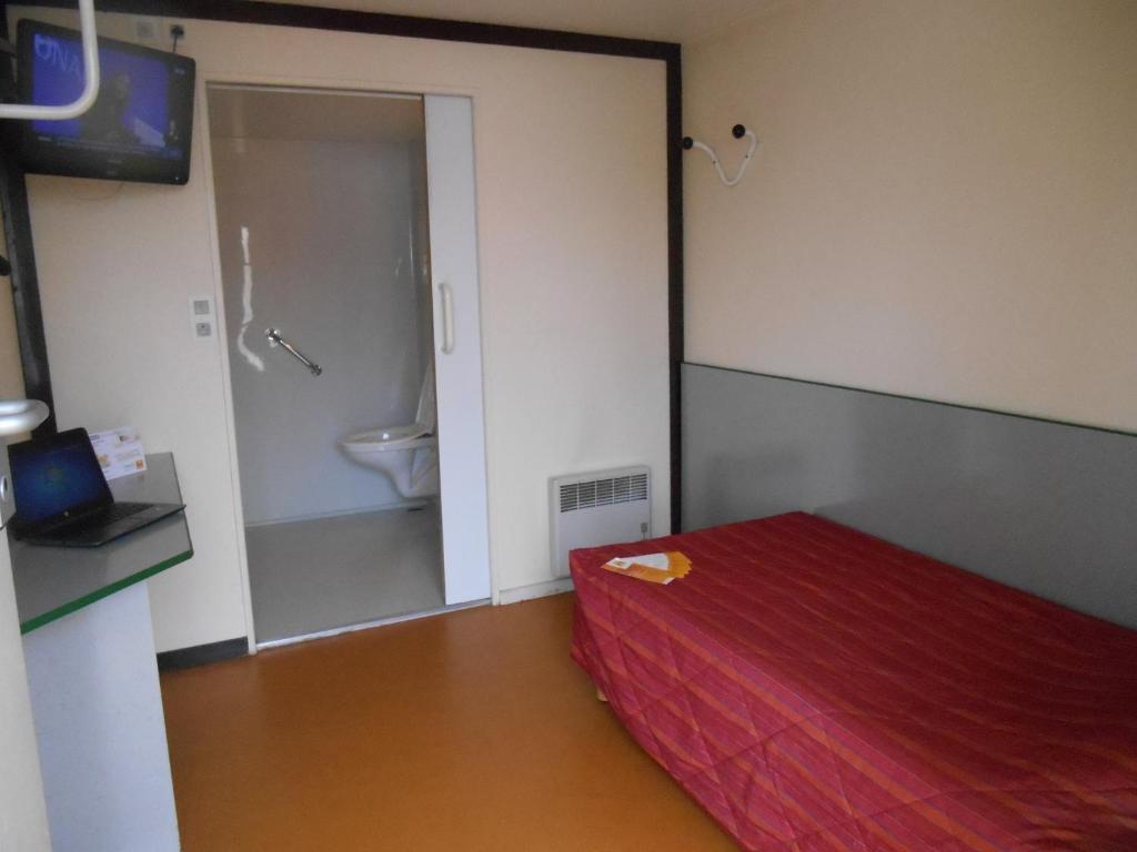 Première Classe Montluçon Saint Victor - Chambre Simple