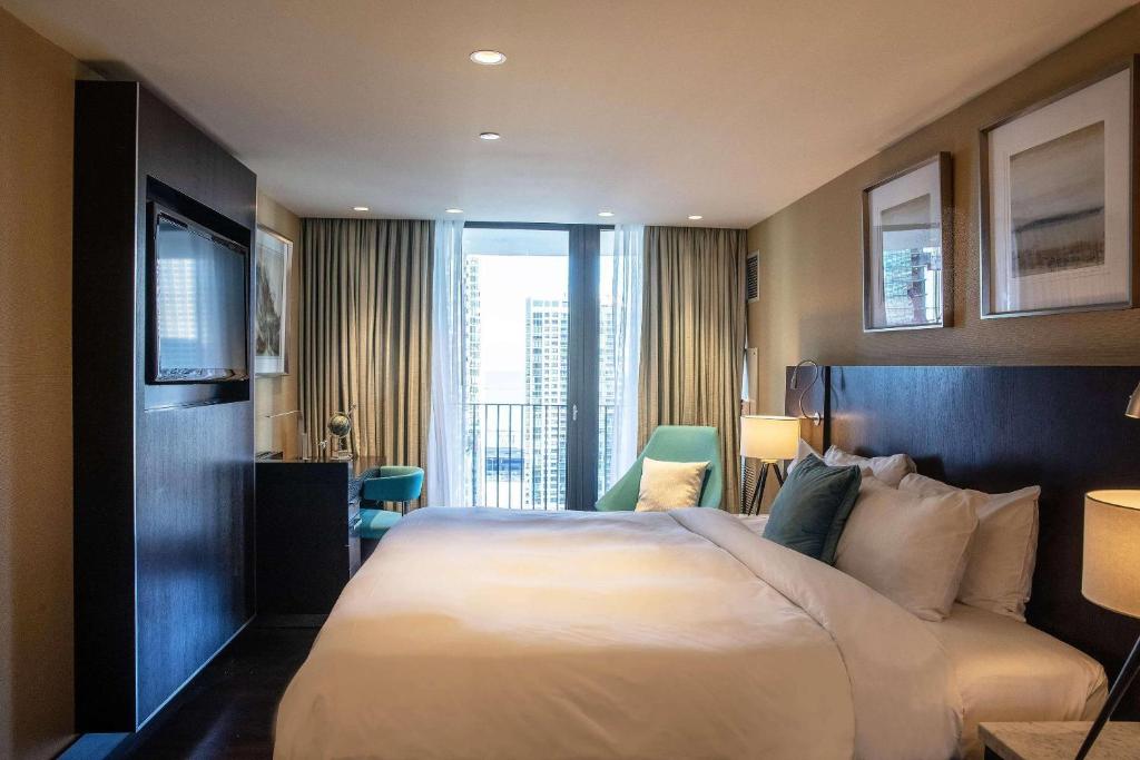 Radisson Blu Aqua Hotel, Chicago photo