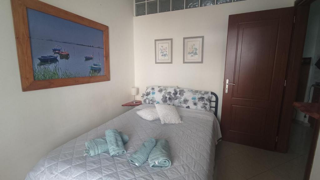 Postel nebo postele na pokoji v ubytování Ampolias rooms Messolonghi