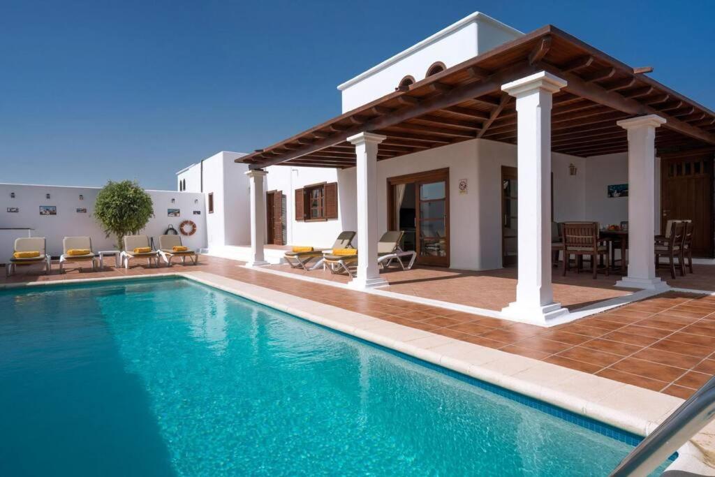 Villa Maria by Optima Villas