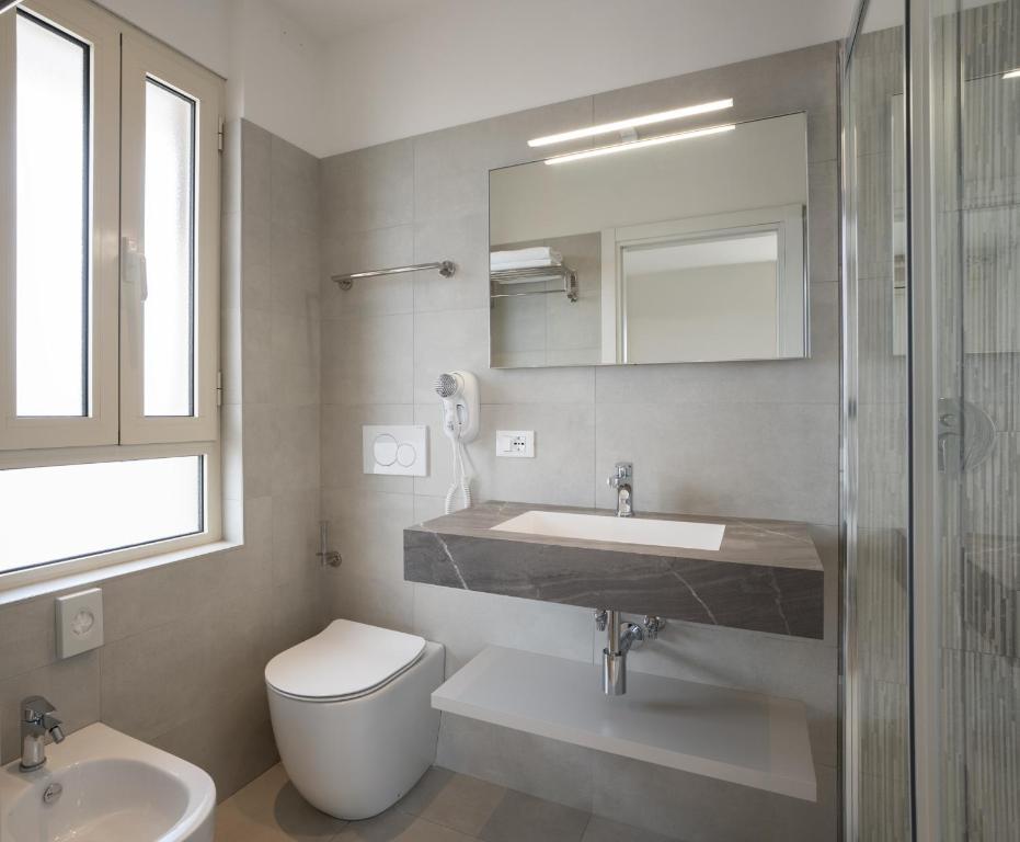 Koupelna v ubytování Hotel Laurin
