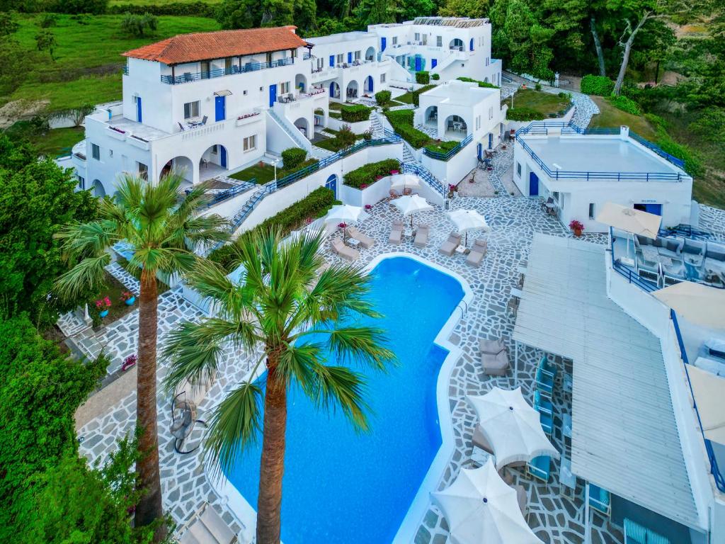 Bazén v ubytování Theo Bungalows Boutique Hotel nebo v jeho okolí