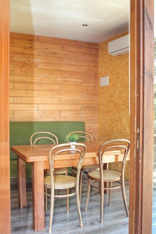Posezení v ubytování ARES Ecoresort